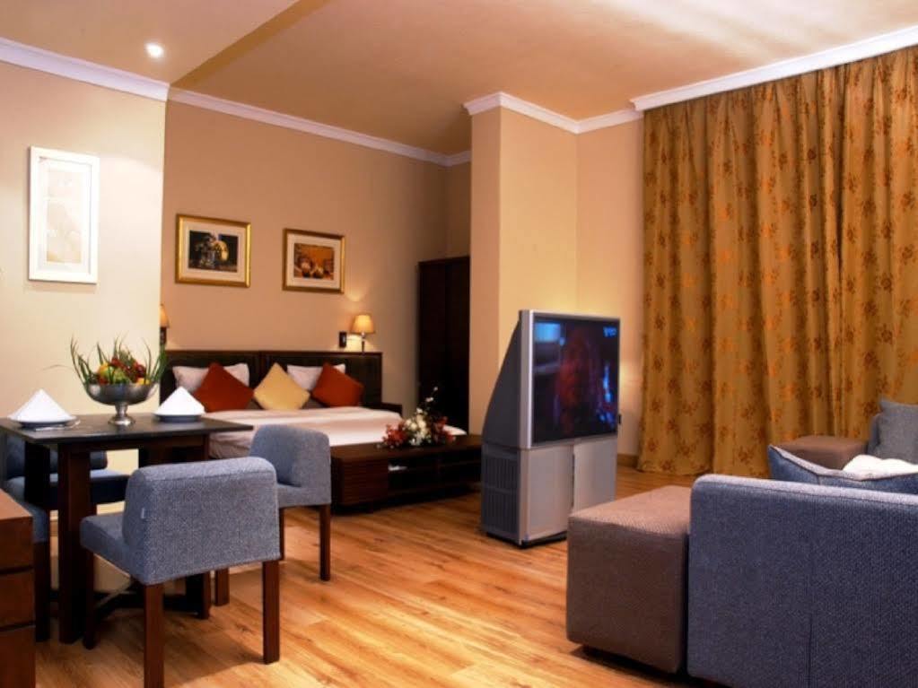 Le Jazz Hotel Kuwait City Exterior photo